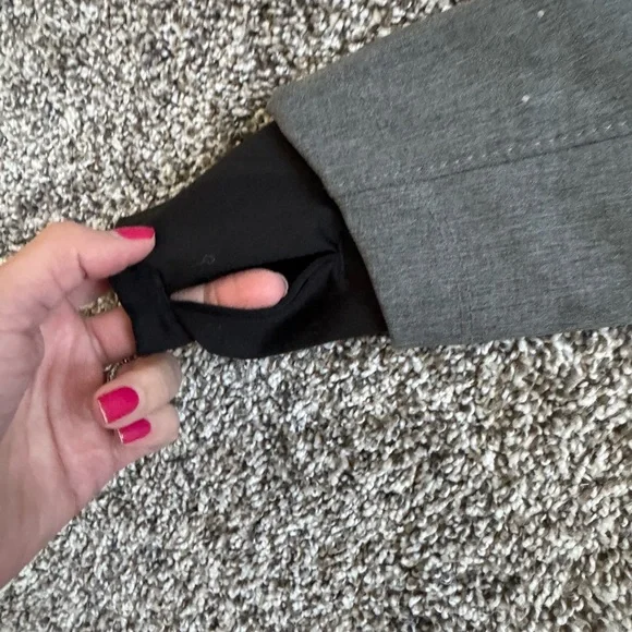 mondetta spring rain jacket with warm interior lining - Picture 3 of 7